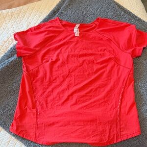 lululemon athletica Red running top!